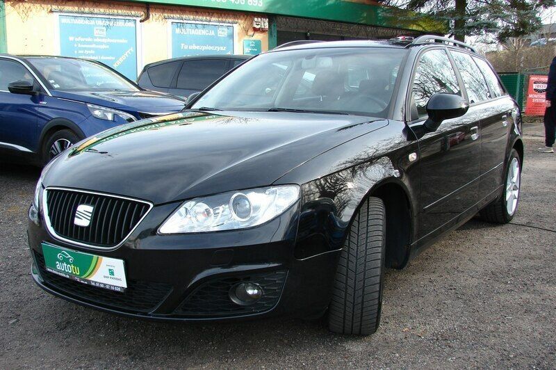 Czarny Używany 2010 Seat Exeo Kombi | 19 900 zł (Dość drogi) - Obraz 1/4
