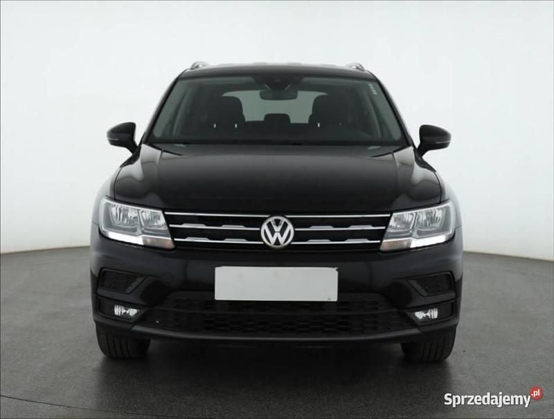 Używany VW Tiguan Allspace 150 KM (110 kW) 2021 Czarny SUV