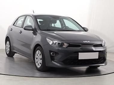 Używany Kia Rio 101 KM (74 kW) 2021 Szary Hatchback