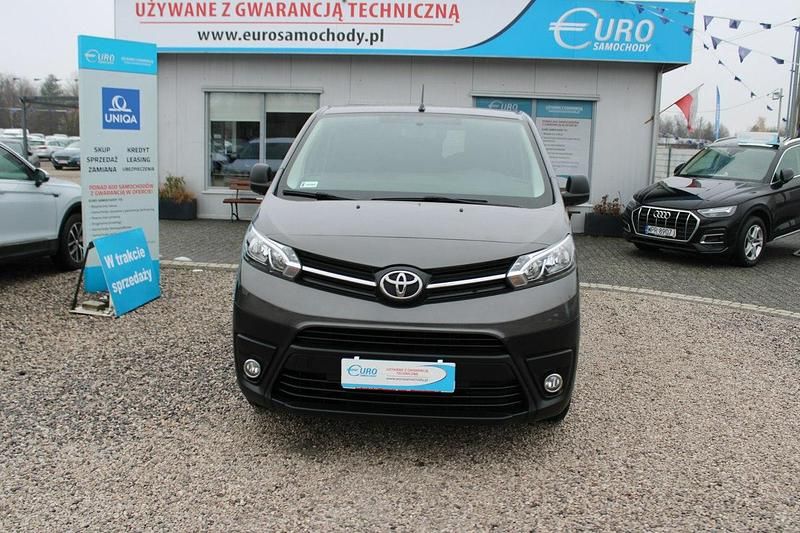 Używany Toyota Proace 144 KM (105 kW) 2021 Szary (metalik) Minivan