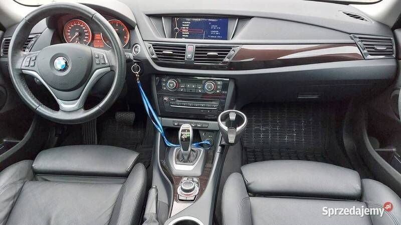 Używany BMW X1 2013 Czarny SUV