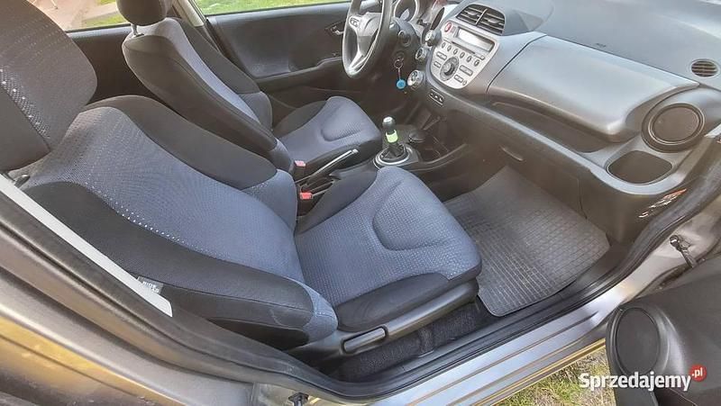 Używany Honda Jazz 90 KM (66 kW) 2010 Hatchback