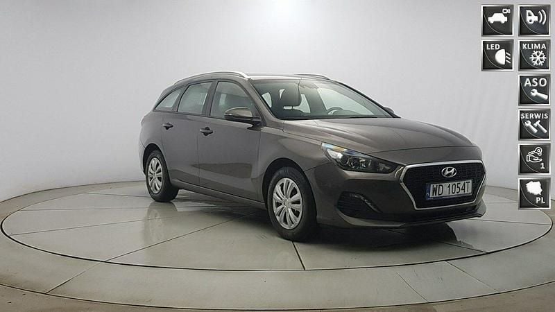 Szary Używany 2019 Hyundai i30 Kombi | 43 850 zł (Dobra cena) - Obraz 1/4