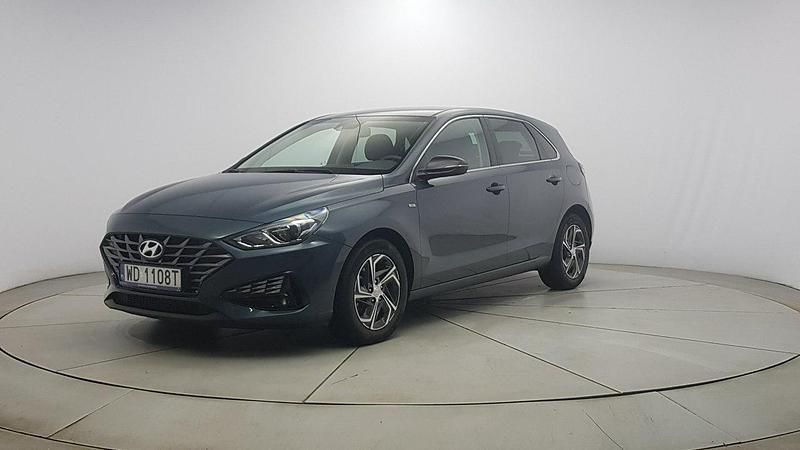 Używany Hyundai i30 160 KM (117 kW) 2023 Niebieski Hatchback