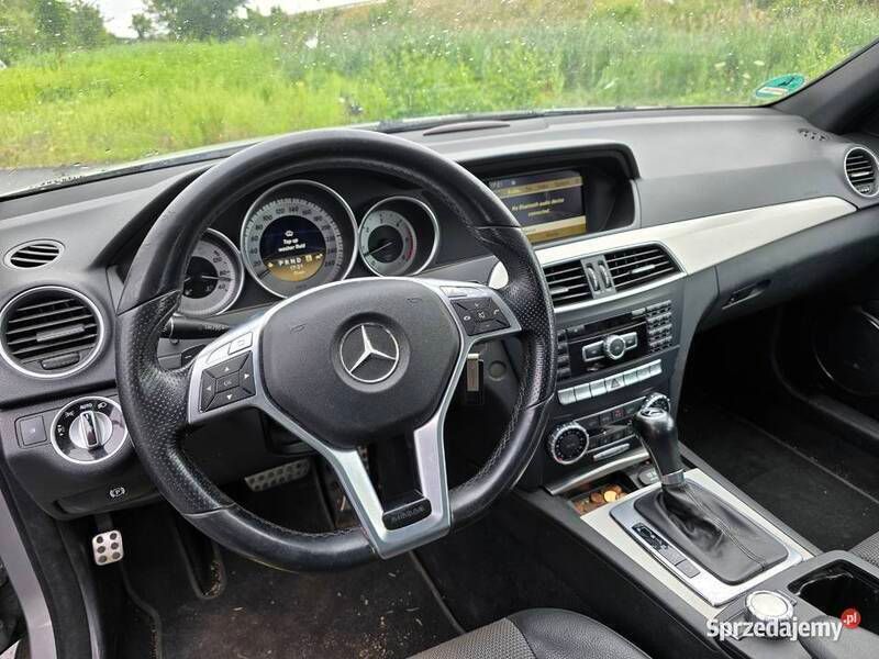 Używany 2012 Mercedes C350 | 42 000 zł - Obraz 1/1