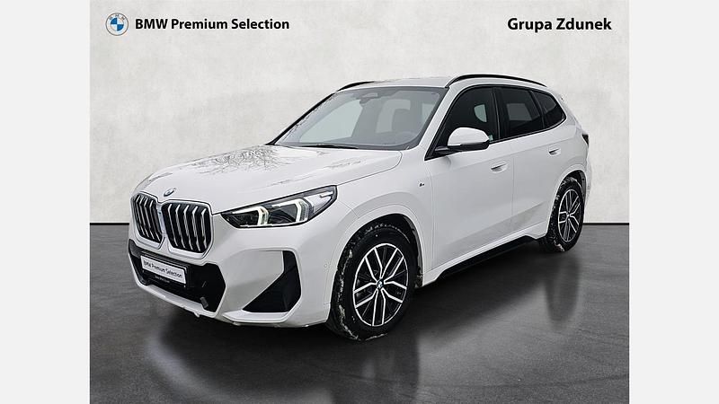 Używany BMW X1 Luxury Line 156 KM (114 kW) 2025 Biel mineralna metalizowany SUV