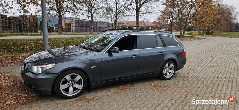 Używany 2004 BMW 525 Sport Line | 21 000 zł (Drogi) - Obraz 1/4