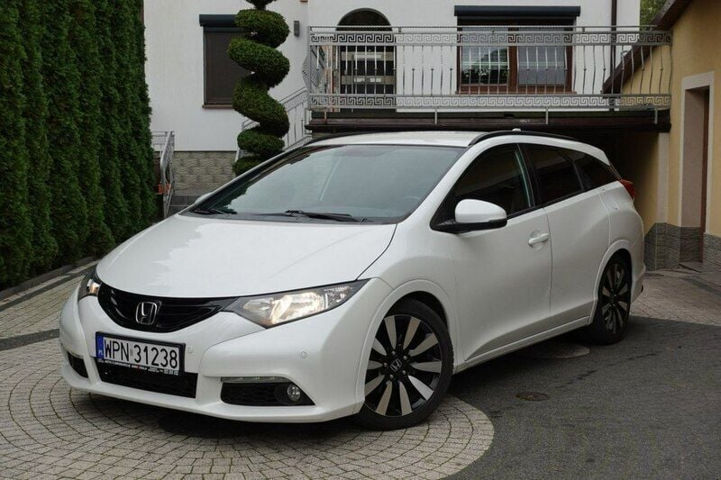 Biały Używany 2014 Honda Civic Sedan/Limuzyna | 34 900 zł (Uczciwa cena) - Obraz 1/4
