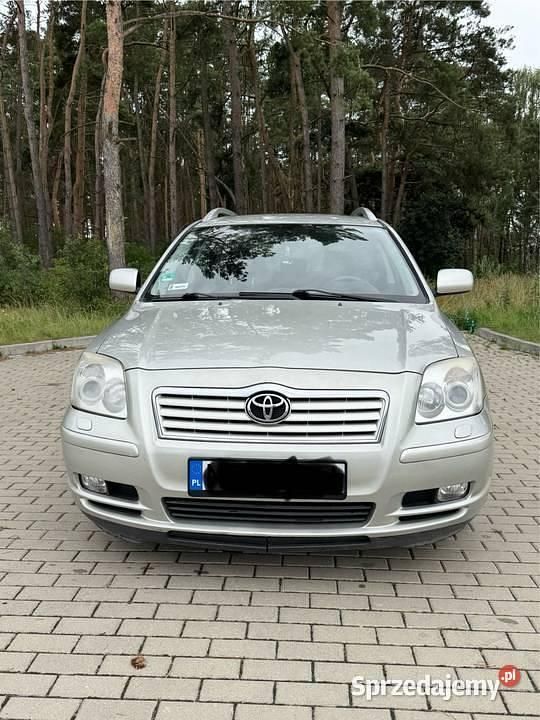Srebrny Używany 2005 Toyota Avensis Kombi | 7500 zł (Dobra cena) - Obraz 1/4