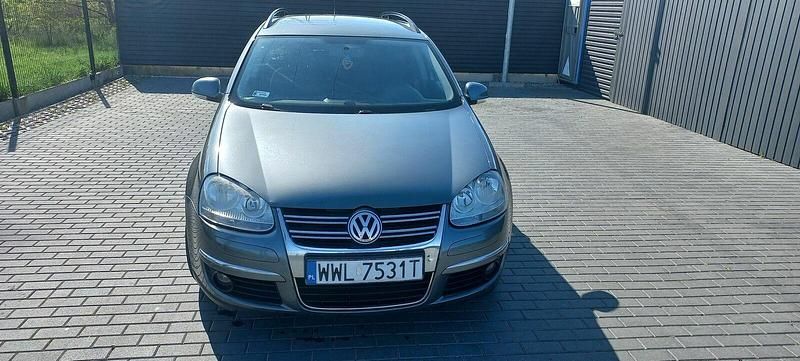 Szary Używany 2009 VW Golf VI Trendline Kombi | 11 000 zł (Super Cena) - Obraz 1/4