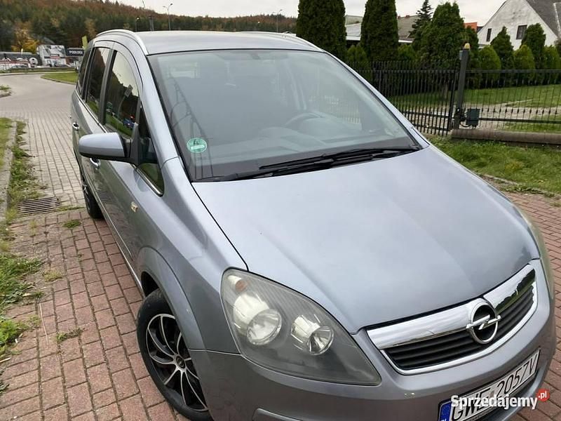Używany Opel Zafira 105 KM (77 kW) 2007 Szary (metalik) Minivan