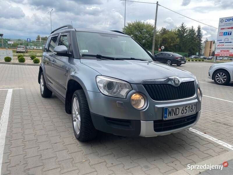 Grafitowy Używany 2009 Skoda Yeti SUV | 21 999 zł - Obraz 1/4