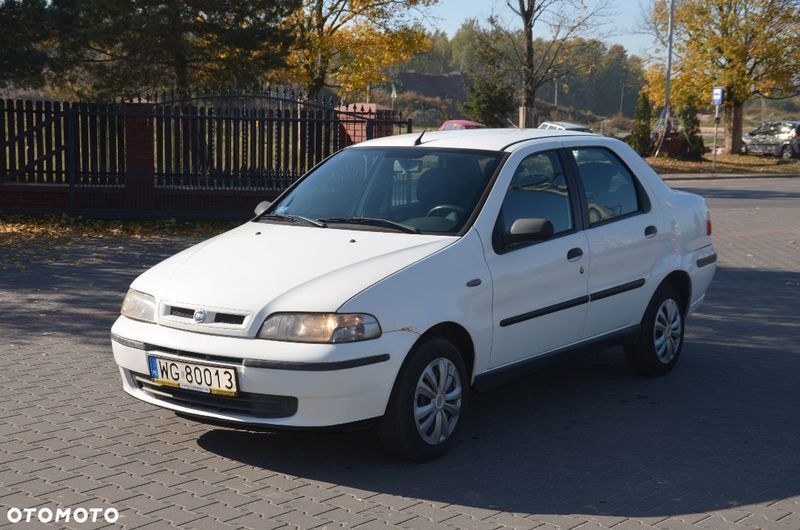 Синий fiat albea
