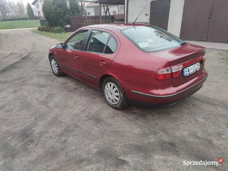 Używany Seat Toledo 2002 Bordowy Sedan/Limuzyna