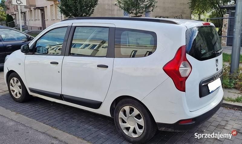 Biały Używany 2018 Dacia Lodgy Minivan | 20 000 zł (Uczciwa cena) - Obraz 1/4