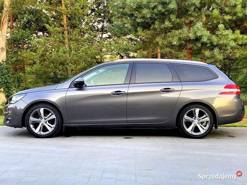 Używany 2017 Peugeot 308 Kombi | 37 900 zł (Uczciwa cena) - Obraz 1/4
