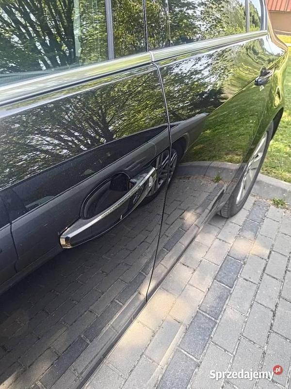 Używany Opel Insignia 2010 Czarny Sedan/Limuzyna