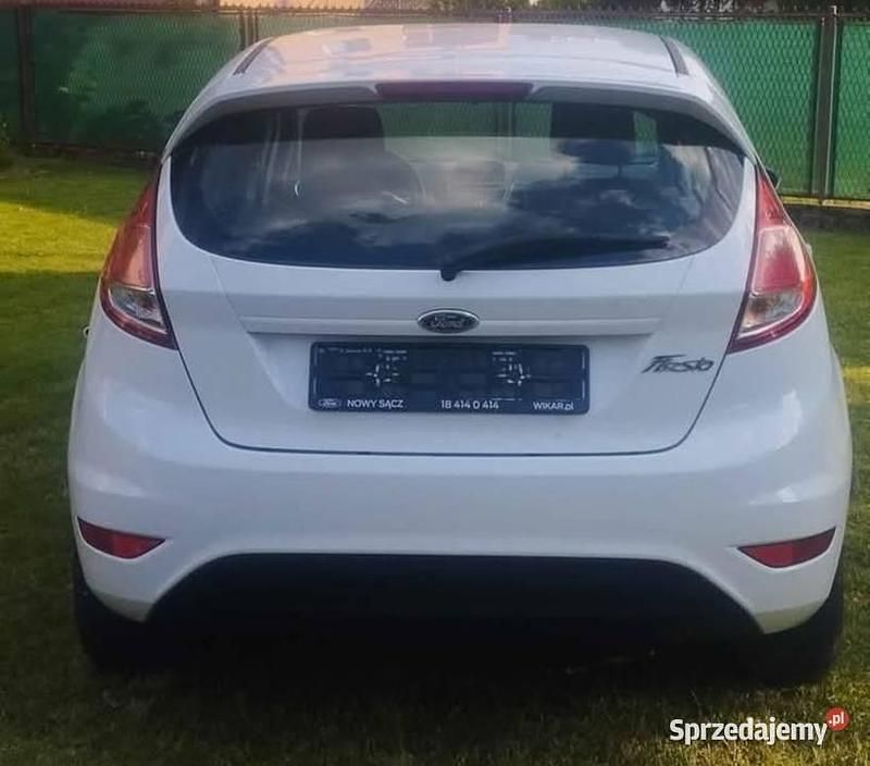 Używany Ford Fiesta 2015 Biały Hatchback