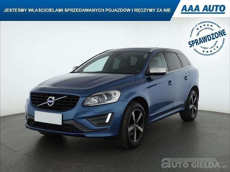 Używany Volvo XC60 2016 Błękitny SUV