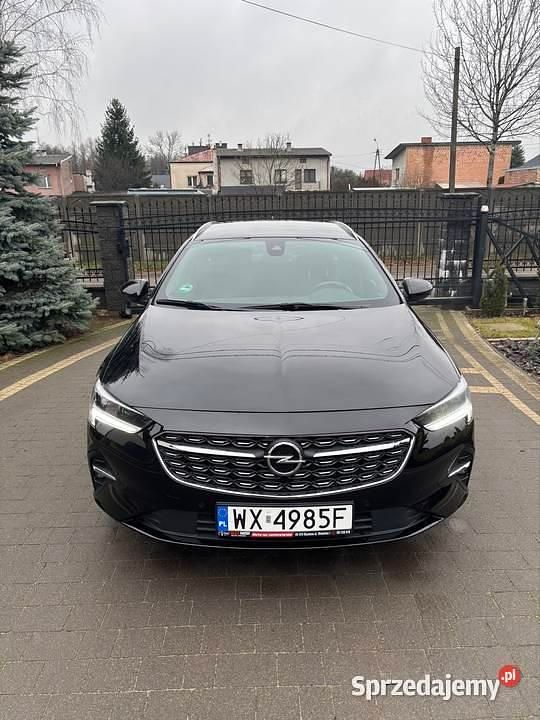 Czarny Używany 2021 Opel Insignia Cosmo Kombi | 76 900 zł (Dość drogi) - Obraz 1/4
