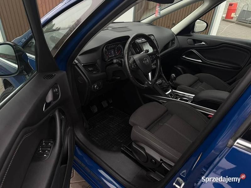 Używany Opel Zafira Cosmo 2018 Minivan