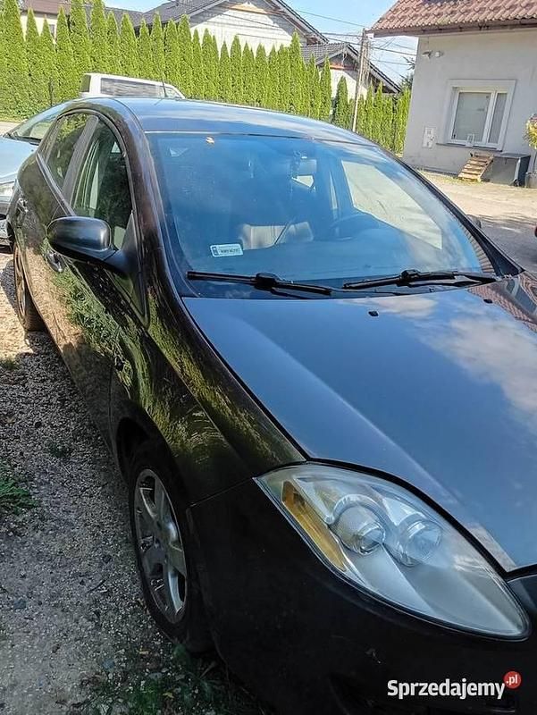 Używany 2007 Fiat Bravo Hatchback | 2500 zł (Uczciwa cena) - Obraz 1/3