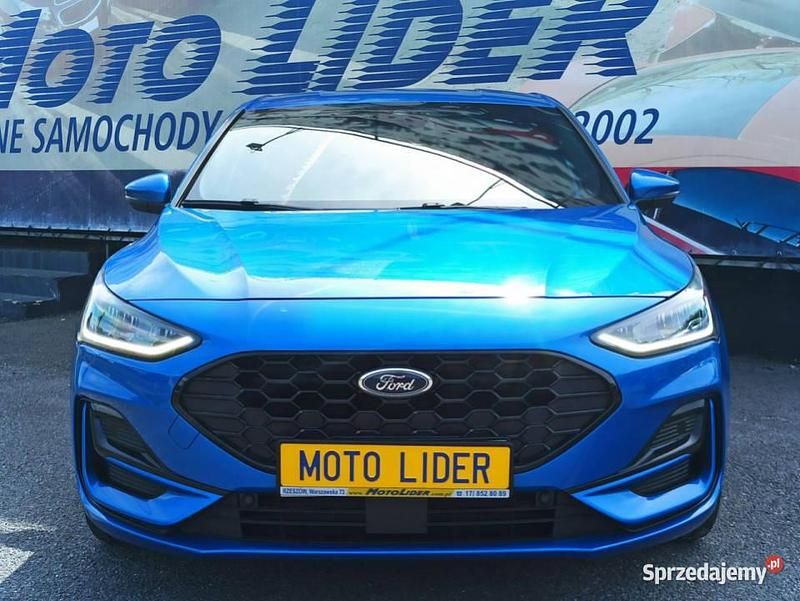 Niebieski Używany 2022 Ford Focus ST-Line Hatchback | 59 900 zł (Dobra cena) - Obraz 1/4