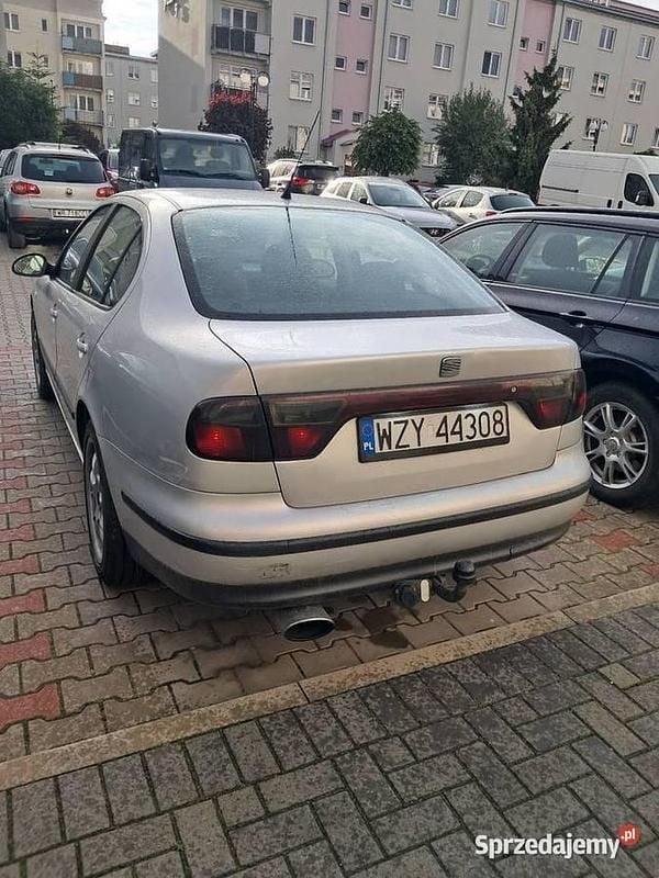 Srebrny Używany 2003 Seat Toledo Sedan/Limuzyna | 6500 zł (Uczciwa cena) - Obraz 1/1