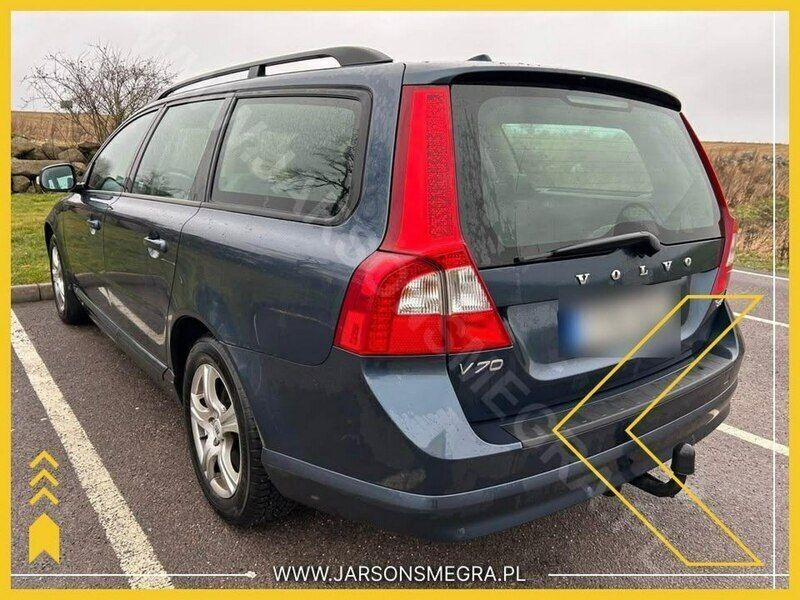 Używany Volvo V70 145 KM (106 kW) 2009 Niebieski Kombi
