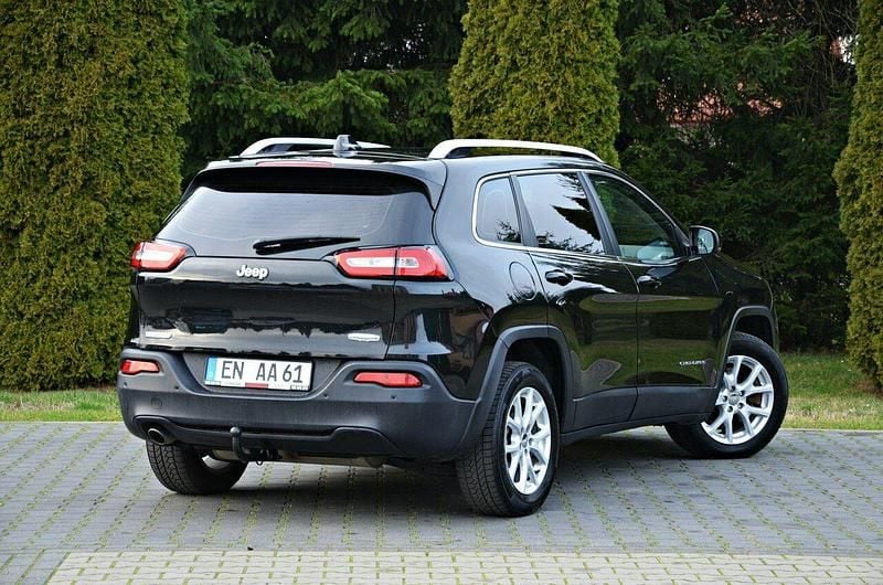 Używany Jeep Cherokee 140 KM (102 kW) 2016 Czarny SUV