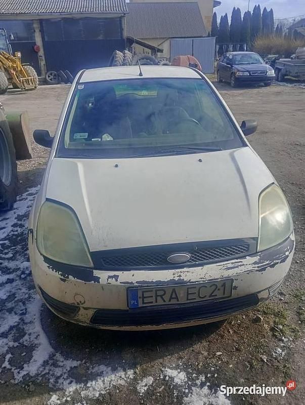 Używany Ford Fiesta 2003 Biały Hatchback