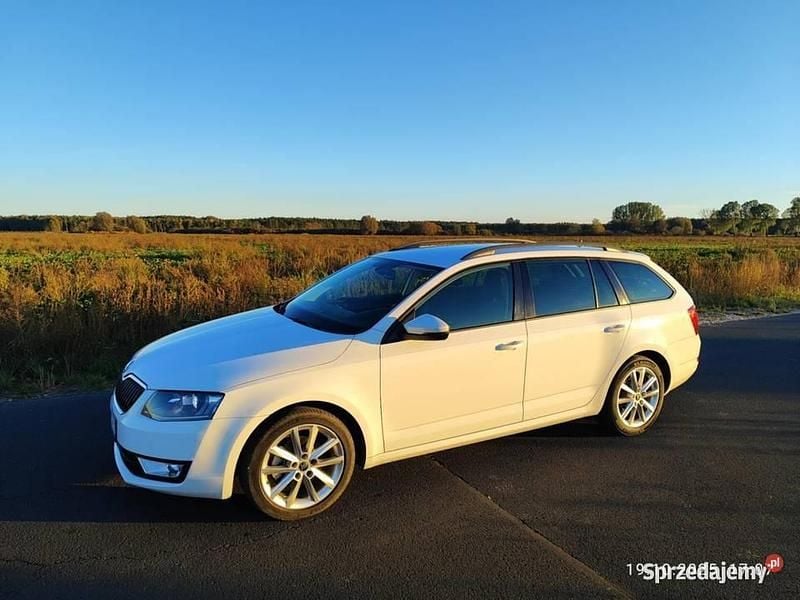 Używany Skoda Octavia 2016 Biały Kombi