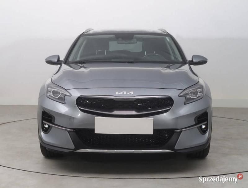 Używany Kia XCeed 141 KM (103 kW) 2022 Szary SUV