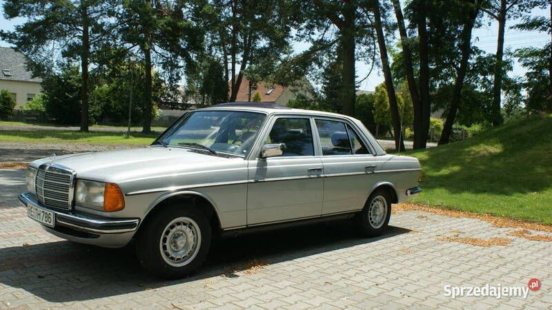 Używany 1983 Mercedes E280 | 80 000 zł - Obraz 1/4