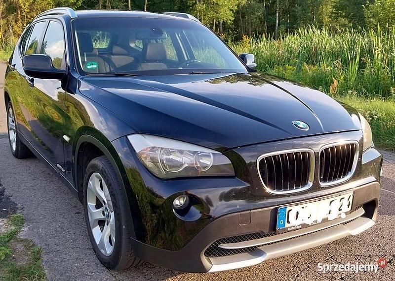 Używany 2011 BMW X1 SUV | 35 000 zł (Uczciwa cena) - Obraz 1/4