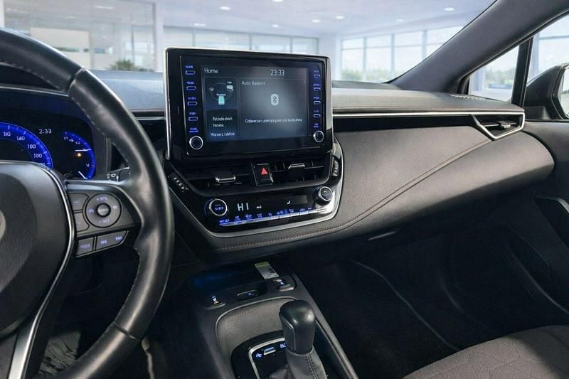 Używany Toyota Corolla 180 KM (132 kW) 2020 Czarny Kombi