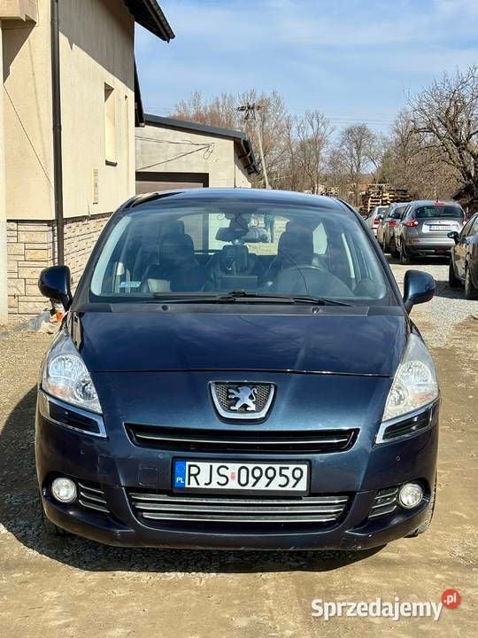 Używany Peugeot 5008 2011 Minivan