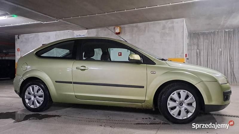 Używany Ford Focus 2005 Zielony Hatchback
