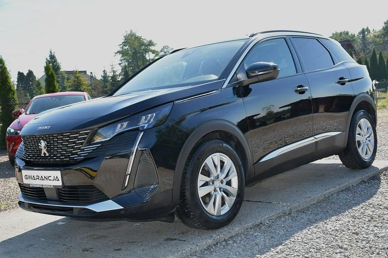Używany Peugeot 3008 130 KM (95 kW) 2023 Czarny (metalik, perła) SUV