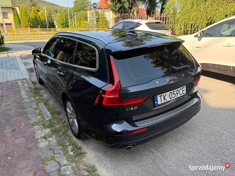 Używany 2018 Volvo V60 Kombi | 65 000 zł (Uczciwa cena) - Obraz 1/4