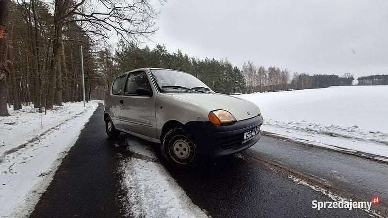 Używany Fiat Seicento 1999 Srebrny Hatchback