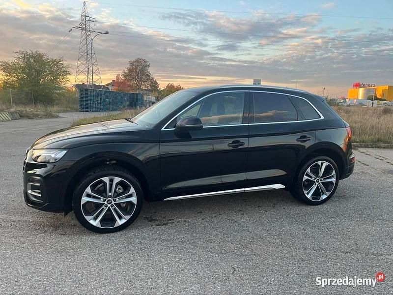 Używany Audi Q5 Sport 252 KM (185 kW) 2020 Czarny SUV