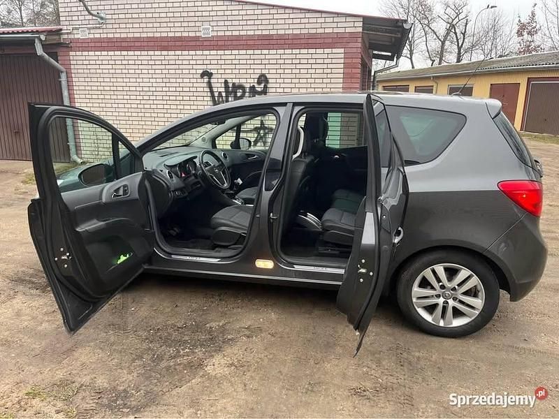 Używany Opel Meriva 2011 Minivan