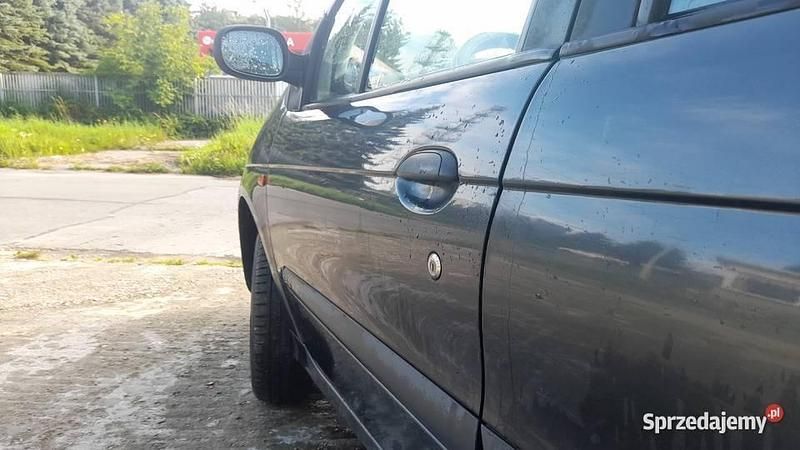 Grafitowy Używany 2001 Renault Scénic Minivan | 3200 zł - Obraz 1/4