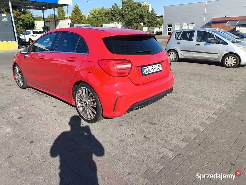 Używany Mercedes A180 AMG line 122 KM (89 kW) 2013