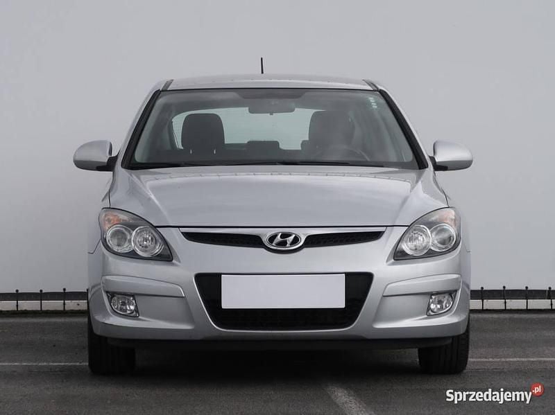 Srebrny Używany 2009 Hyundai i30 Hatchback | 16 999 zł (Uczciwa cena) - Obraz 1/4