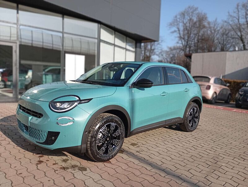 Lakier metalizowany beżowy earth Nowe 2025 Fiat 600 SUV | 101 750 zł (Uczciwa cena) - Obraz 1/4