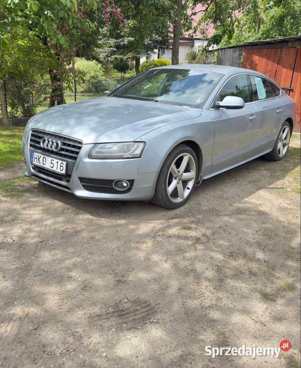 Niebieski Używany 2011 Audi A5 Coupe | 41 000 zł (Uczciwa cena) - Obraz 1/4