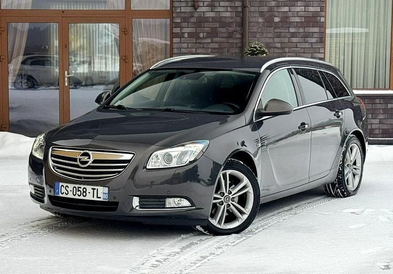 Używany Opel Insignia 118 KM (86 kW) 2013 Szary Kombi