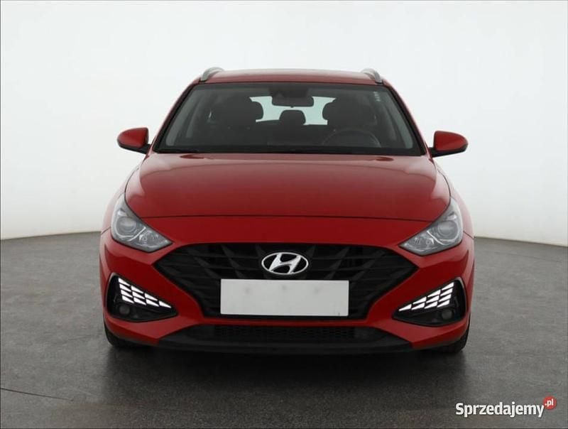 Czerwony Używany 2020 Hyundai i30 Kombi | 43 999 zł (Uczciwa cena) - Obraz 1/4